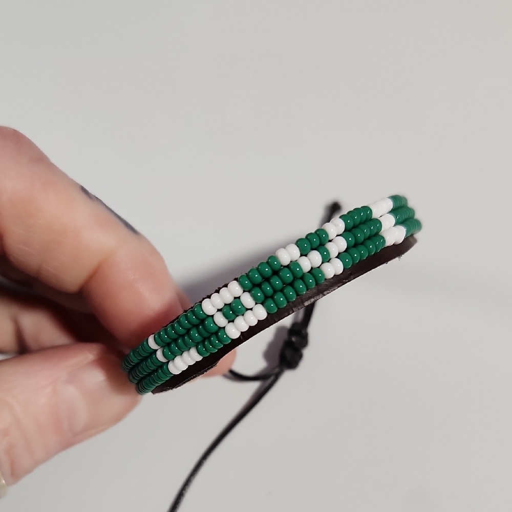 Green and White Beaded Bracelet